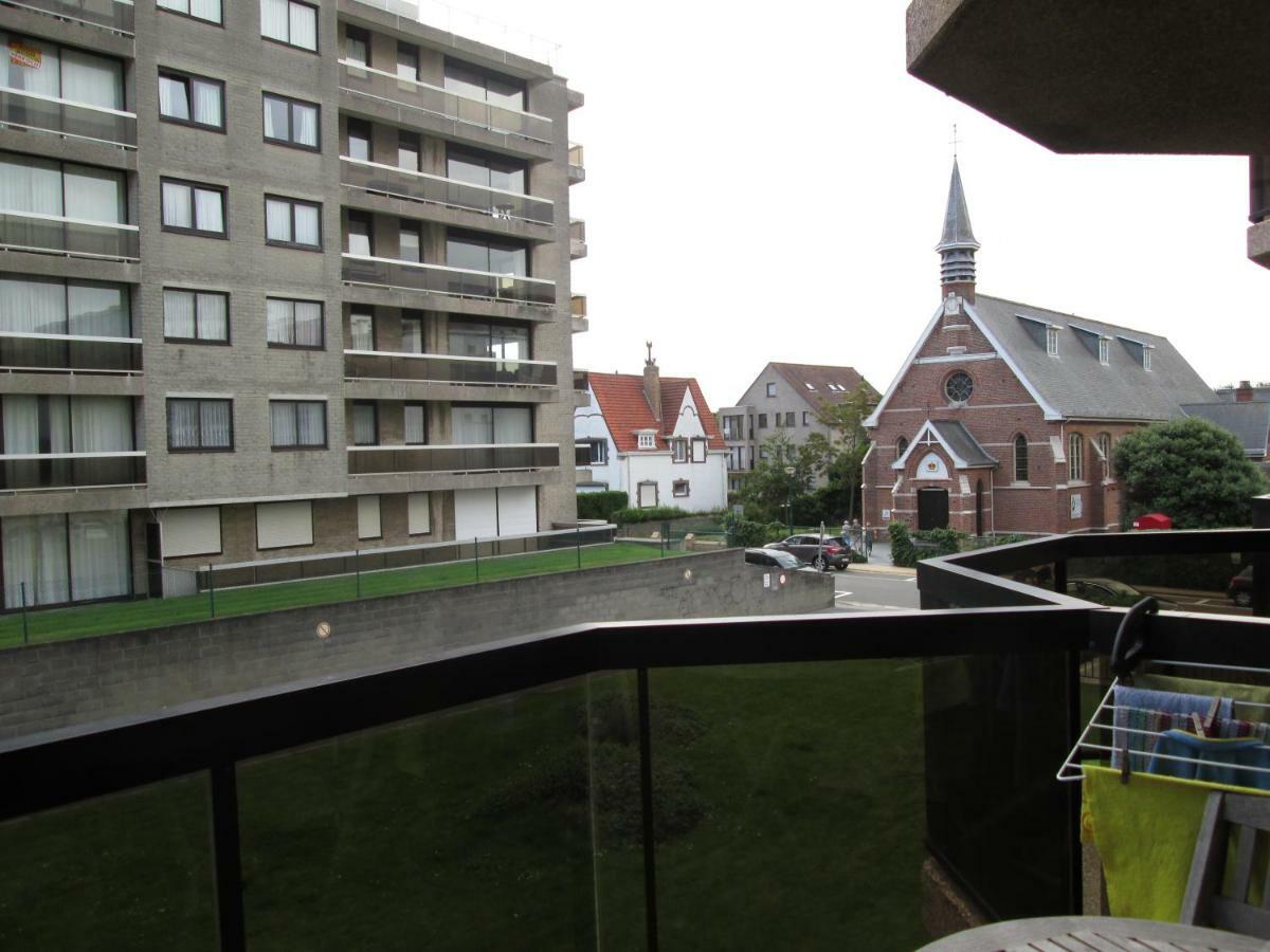 De Panne Plaza Apartment Luaran gambar